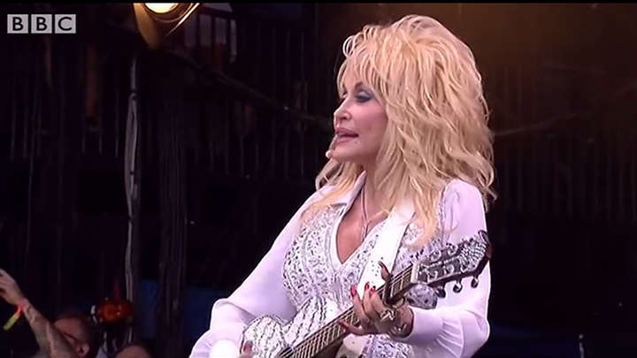 Dolly accused of lip syncing at Glastonbury… What do you think?