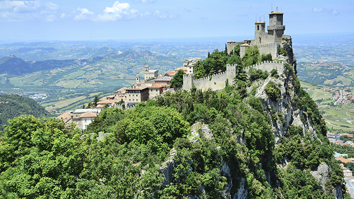 The attraction in San Marino [Backpacking over 60]