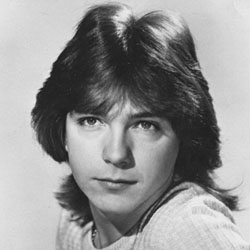 800px-The_Partridge_Family_David_Cassidy_1972