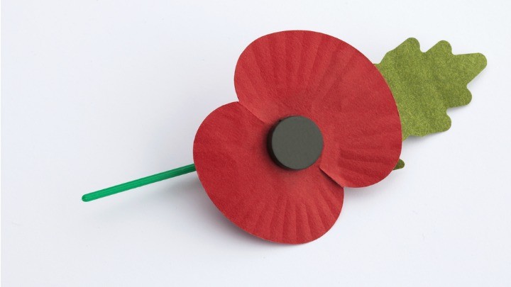 did-you-know-there-s-a-correct-way-to-wear-your-poppy-for-remembrance