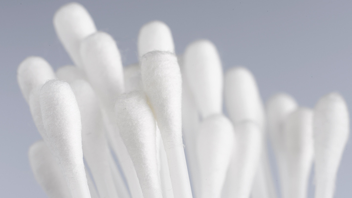 Why you should never clean your ears with cotton swabs