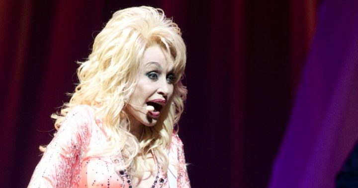 Dolly Parton mourns the loss of a close friend - Starts at 60