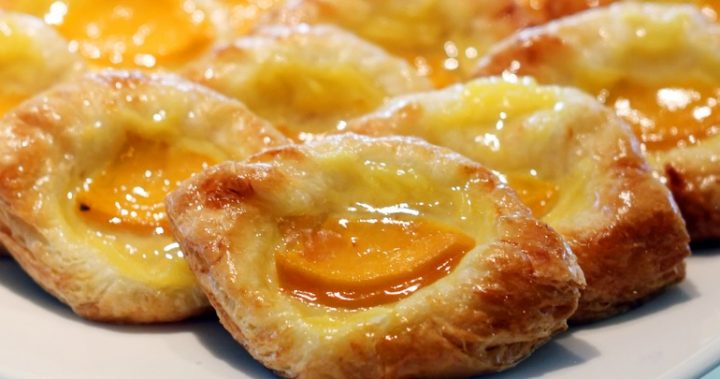 Super quick apricot and custard danish - Starts at 60