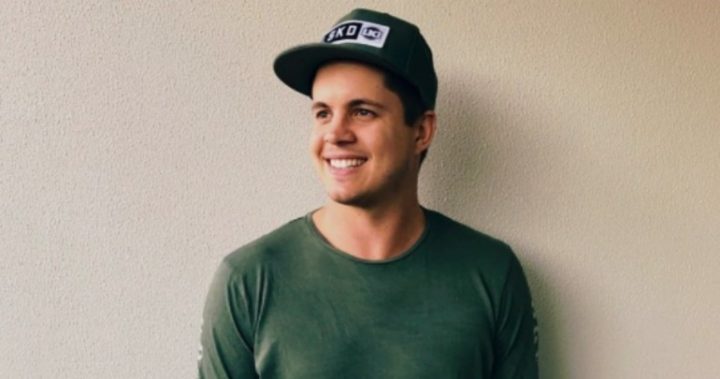 Former ‘Home and Away’ star shocks fans with revealing post - Starts at 60