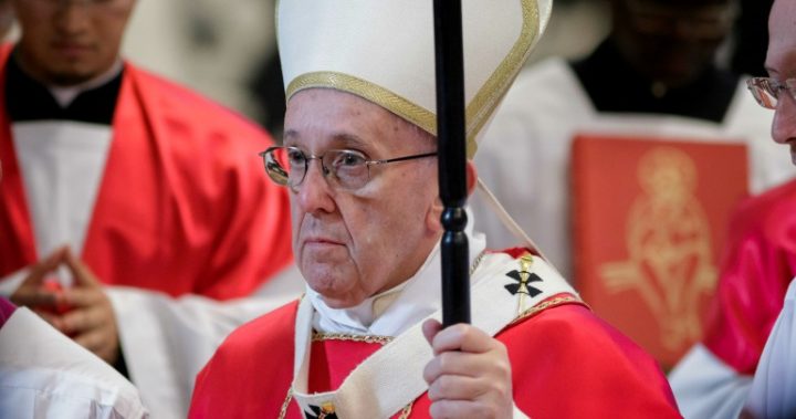 Pope Francis is reportedly going to consider lifting the ban on marriage. Source: Getty