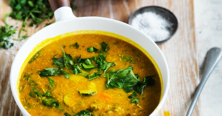 Pete Evans shares chicken and vegetable soup recipe.