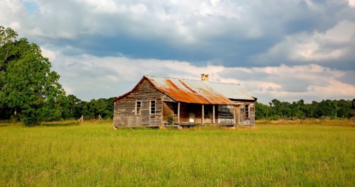 An old farmhouse was cleared to make way for a drug and alcohol facility. Source: Pexels