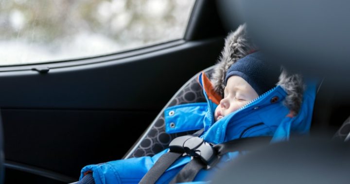 Paramedics warn parents of the dangers of leaving children in cars ...