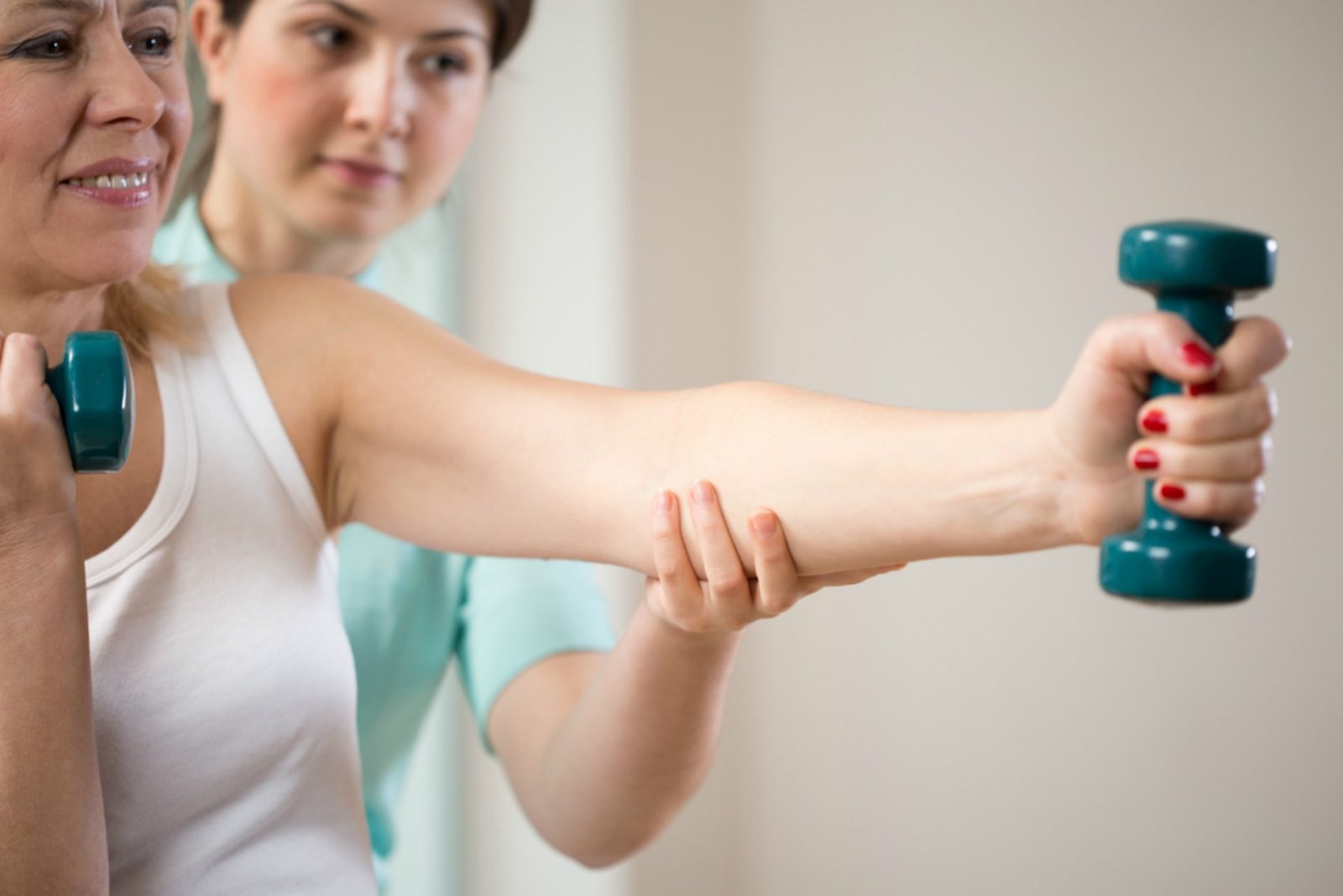 It's important to know that a change in diet can improve pain but that it needs to be part of a bigger lifestyle change.