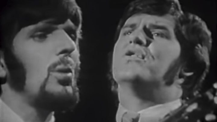 Australian 'beat pop' duo Bobby & Laurie topped the charts for May 1966. Source: nzoz1970/YouTube