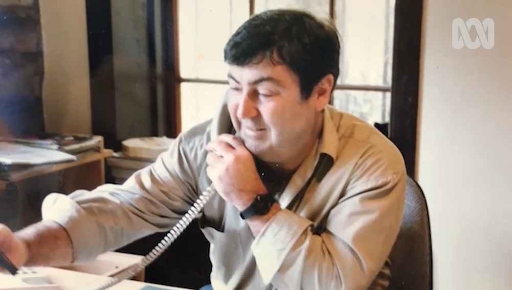 David Brewster worked as Georgie Parker's agent and was a close friend. Source: ABC/Anh's Brush With Fame.