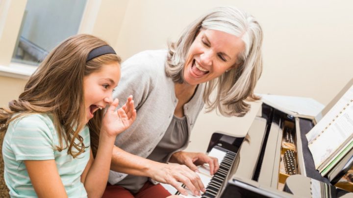 The right hearing aids can bring small pleasures back into your life, like being able to understand your grandchildren’s voices and enjoy your favourite music again. 