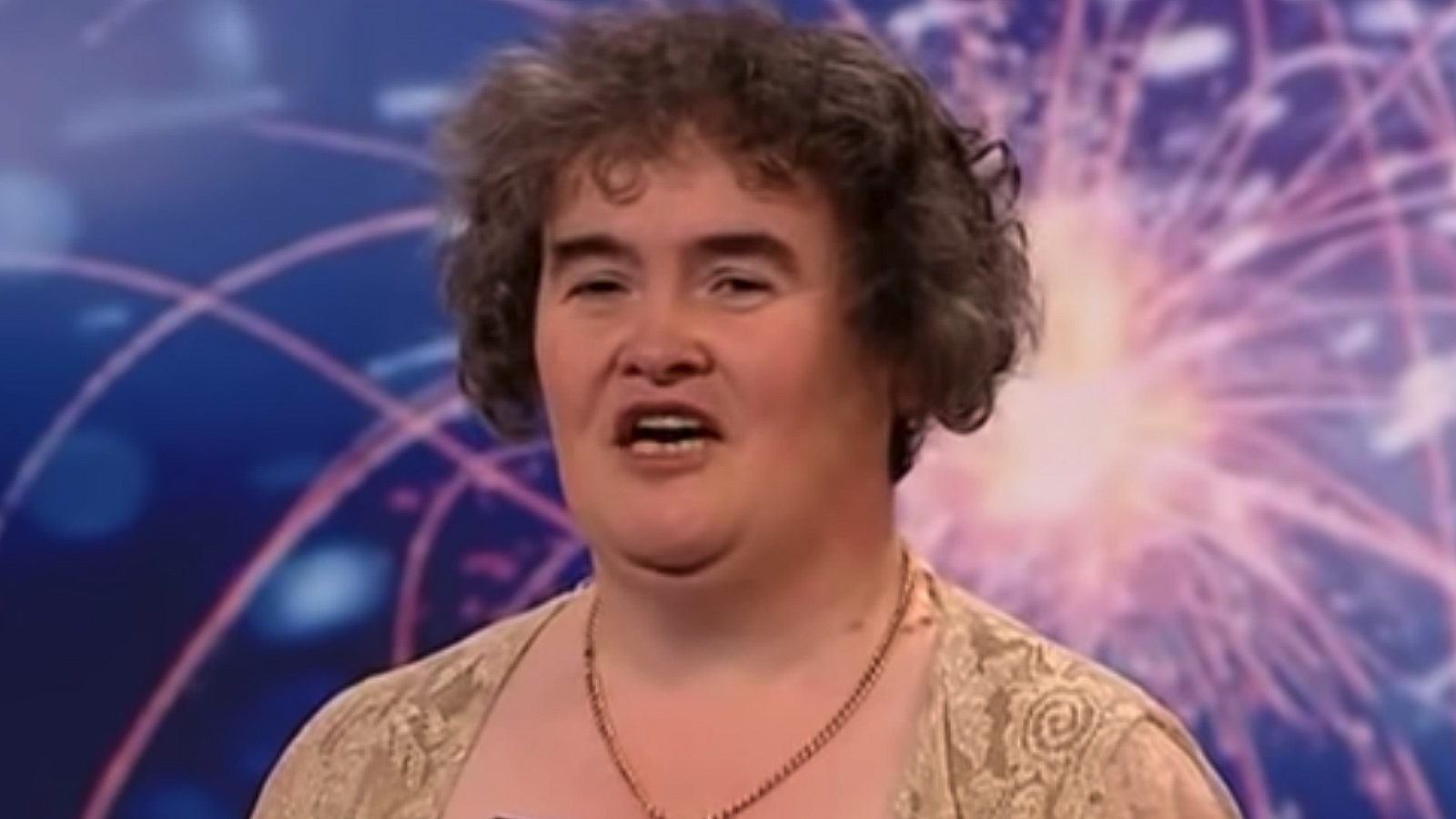 Ultimate transformation Susan Boyle debuts sleek new hair in two