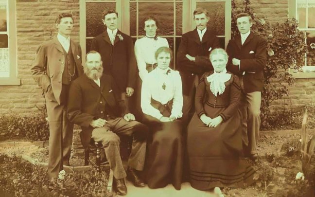 Brian Lee's relatives, the Evanses