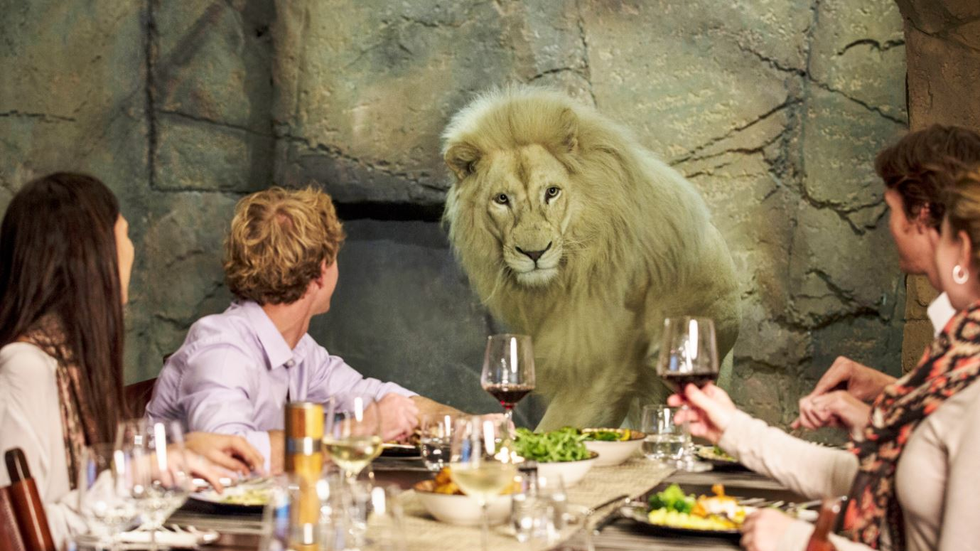 1590554375716_jamala-lion-at-dinner