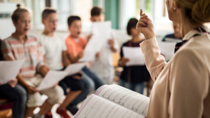 Looking back, the songs we were taught in primary school were highly irrelevant to our lives in suburban Australia in the 1960s. Source: Getty (models posed for photo)