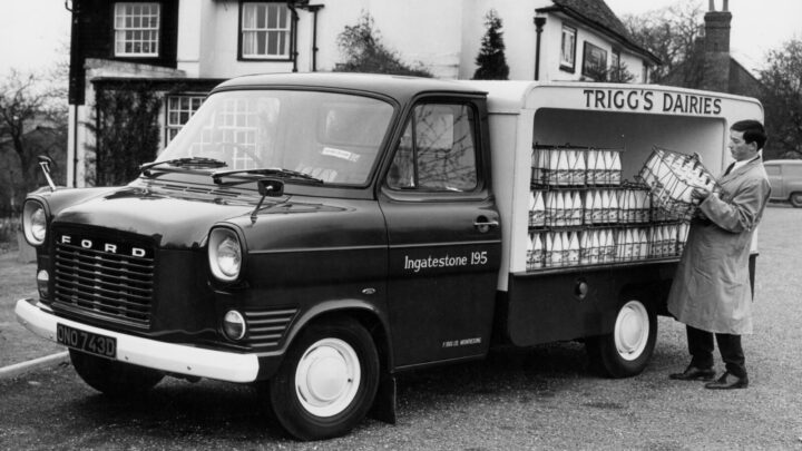 Services to the door included the milkman, who brought fresh milk or fresh cream in bottles. Source: Getty 