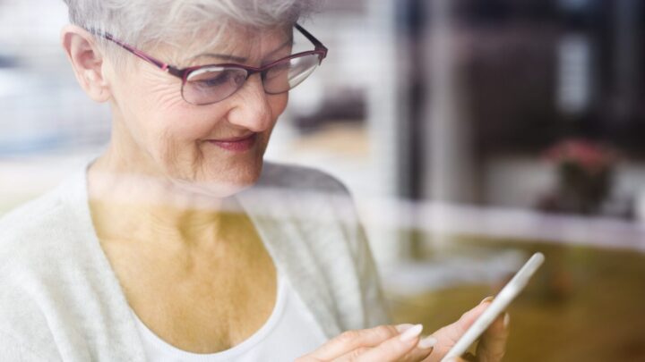 Barbara says the coronavirus pandemic and the lockdown restrictions have changed how people are using their telephones. Source: Getty Images