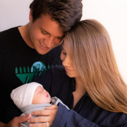 Bindi Irwin shares cheeky new pics of baby Grace Warrior - Starts at 60