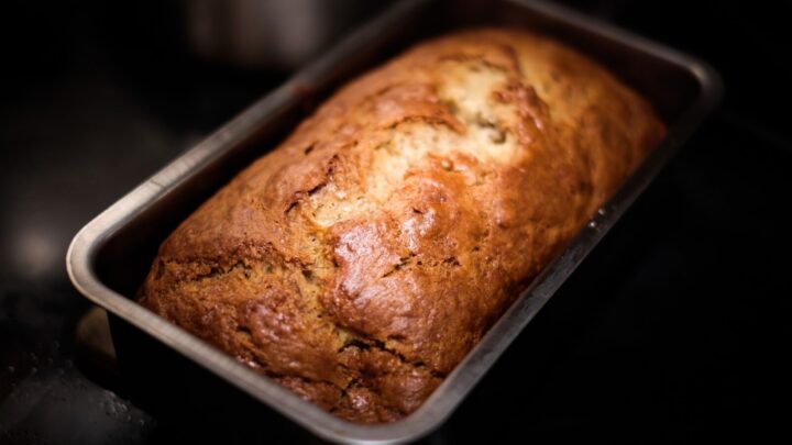 One bowl, three step, bourbon n’ spices banana bread - Starts at 60