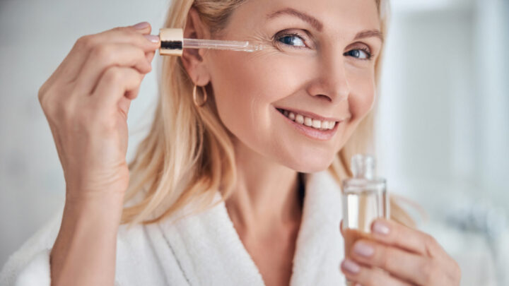 Here's how older women can incorporate oils with their skin regime. Source: Getty