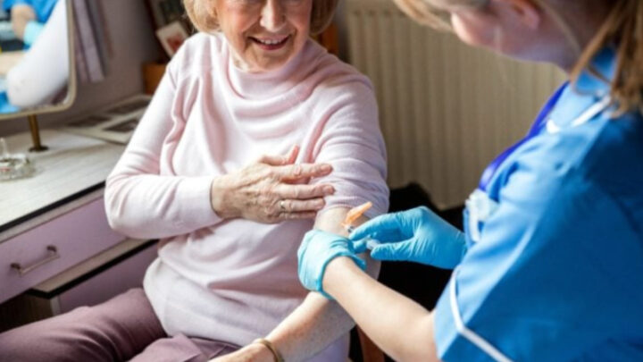The rollout is expected to benefit nearly 5 million Australians who are at risk of severe shingles-related complications. Source: Getty Images. 