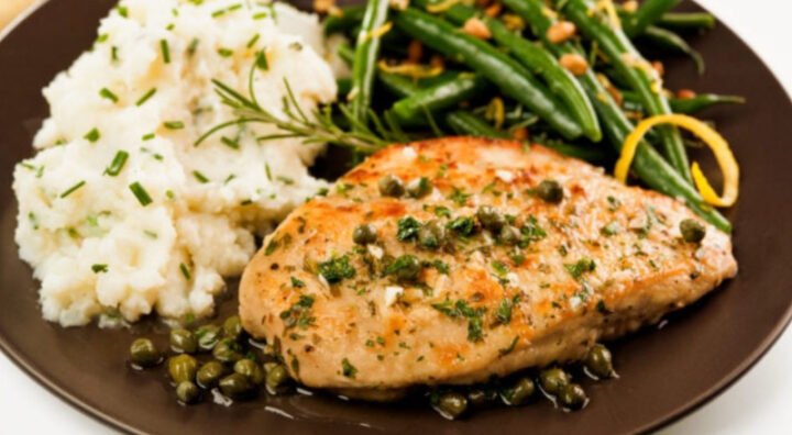 Delicious chicken with honey and lemon sauce - Starts at 60