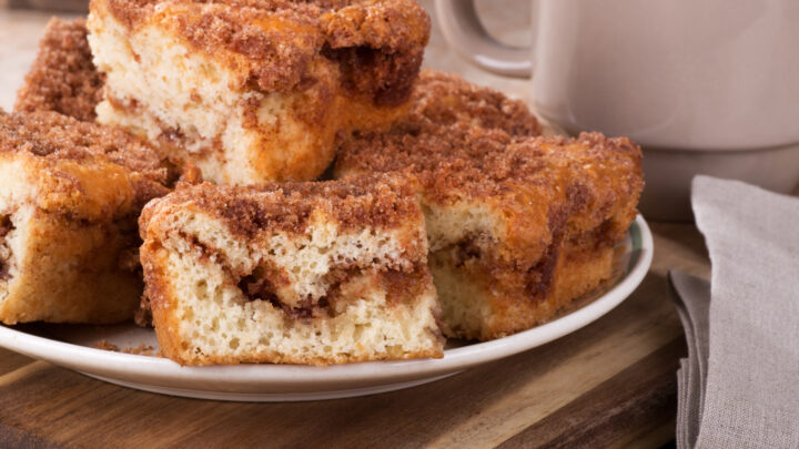 Quick And Simple Cinnamon Tea Cake - Starts At 60