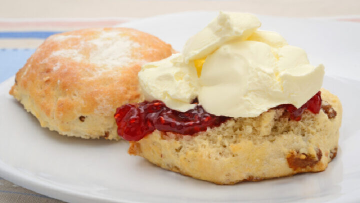 Light and fluffy scones - Starts at 60