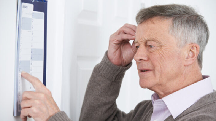 Differentiating between typical forgetfulness and the possible signs of dementia can be challenging. Source: Getty Images. 