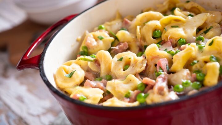 How to make a delicious creamy tomato tortellini with spinach - Starts at 60