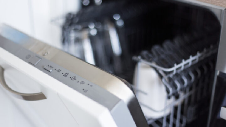 Forget fancy cleaners - this cheap little trick does the dirty work for you. Source: Getty Images. 