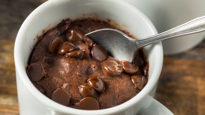 Delicious peanut butter cake in a mug - Starts at 60