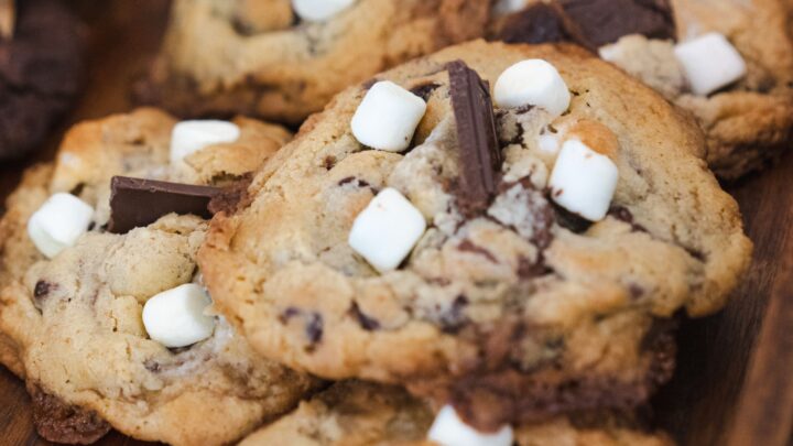 The best marshmallow cookies for a midnight feast - Starts at 60