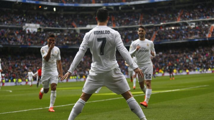 Cristiano Ronaldo, now 40 years old, has again topped the list of the world's best-paid athletes. Source: AP PHOTO. 