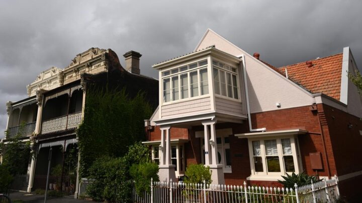 The Reserve Bank's highly anticipated decision will provide relief for the nation's homeowners. Source: Joel Carrett/ AAP PHOTOS.
