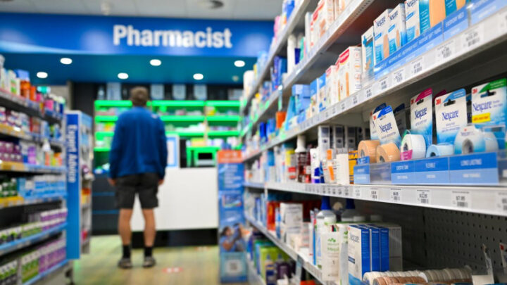 With the rising cost of living, Labor’s proposal to slash prescription medicine prices is a welcome relief for many Australians. Source: Lukas Coch/ AAP PHOTOS. 