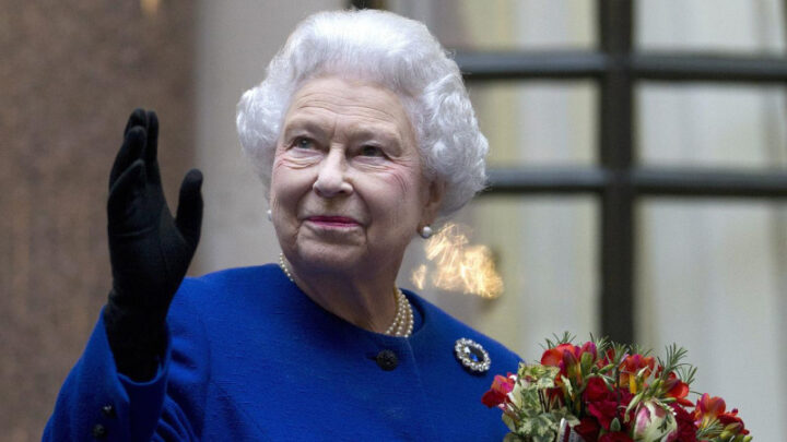 St James's park was chosen as the best site to pay tribute to her life and reign. Source: AP PHOTO. 