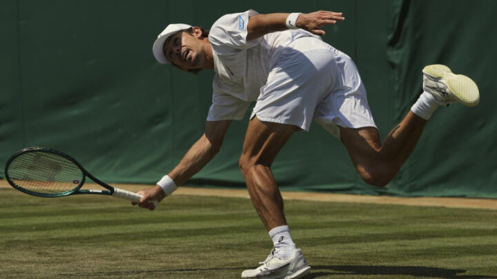 "It just shows you, this sport, it's not easy out there. Anything can happen on any given day." Source: AP PHOTO. 