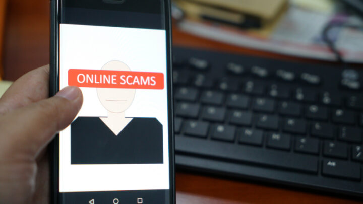 The internet has its risks — here are four quick tips to help protect yourself and avoid identity theft. Source: Shutterstock. 