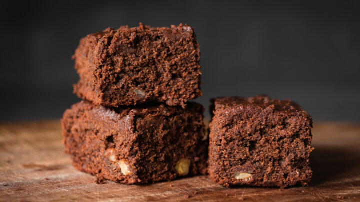 Crowd-pleasing brownies made simple - Starts at 60