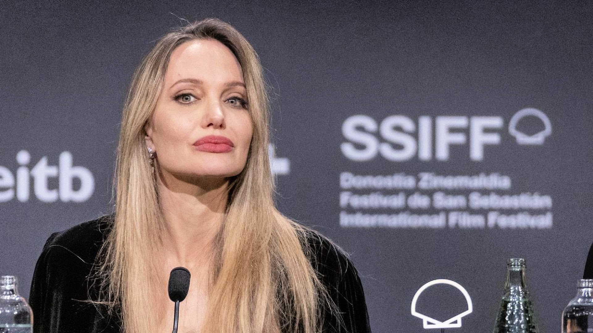 Angelina Jolie: I don't recognise my country - Starts at 60