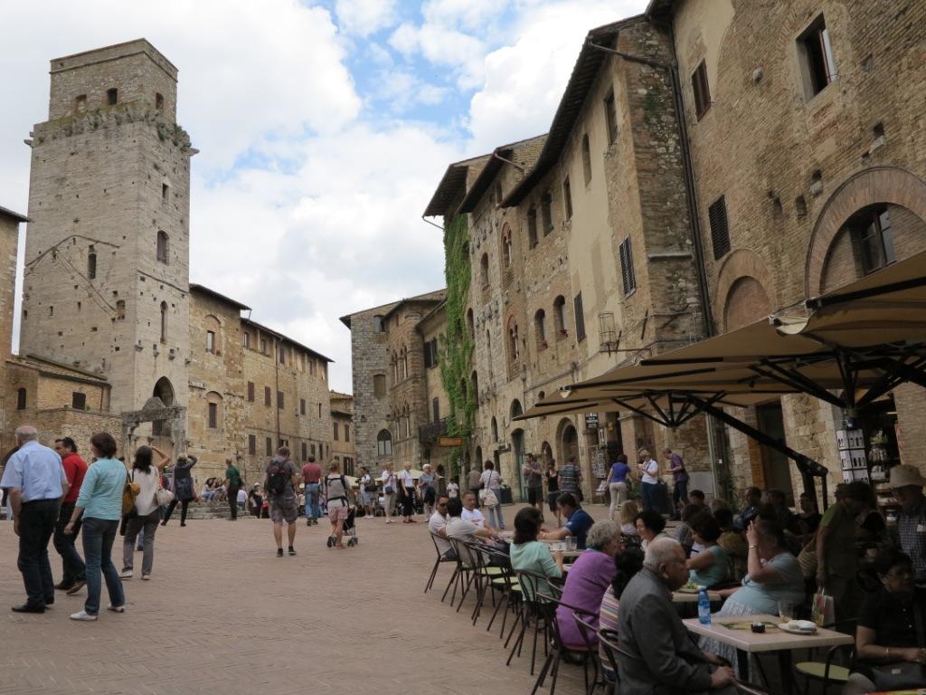 Cafe, San Gimignano, Tuscany